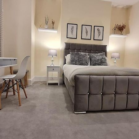 Double Room In Shared Flat Λονδίνο Εξωτερικό φωτογραφία