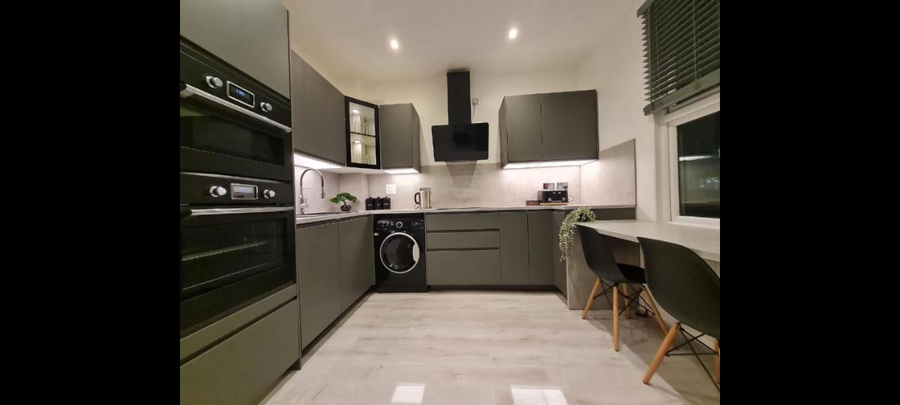 Double Room In Shared Flat Λονδίνο Εξωτερικό φωτογραφία